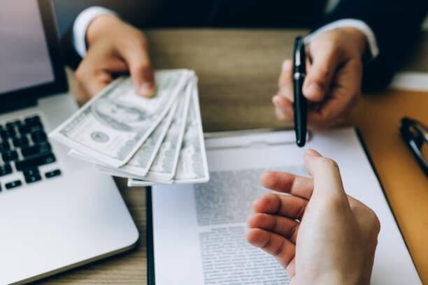 Hard Money: How to Start Flipping Houses With No Money